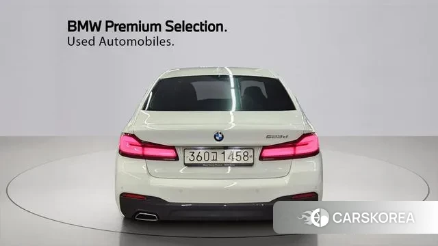 BMW 5 Series (G30) id 3406775 из Кореи 14