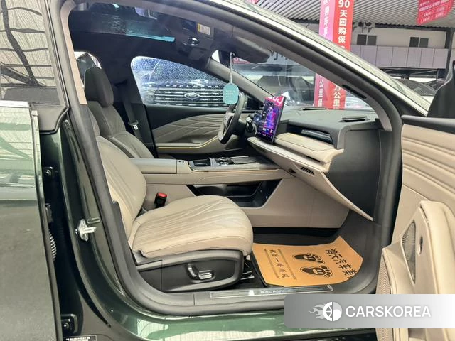 Geely Galaxy Galaxy Sparkle 8 PHEV id 4234781 из Китая 8