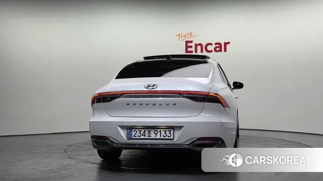 Hyundai The New Grandeur IG id 3621288 из Кореи 14