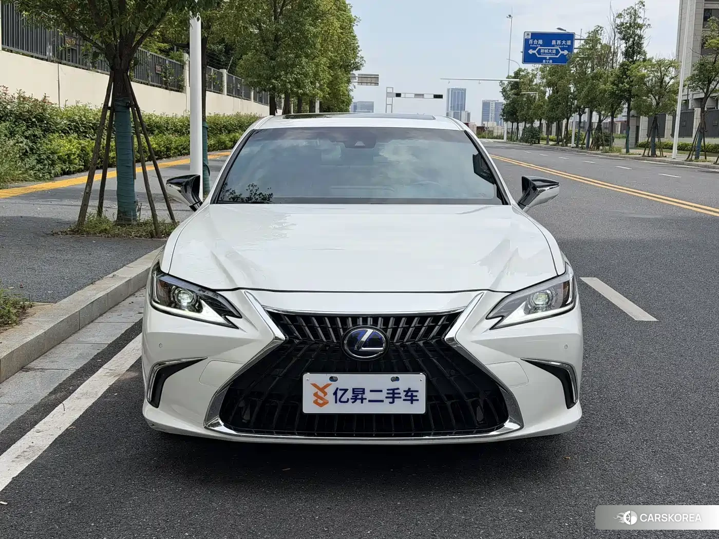 Lexus ES 2022 Белый из Китая, фото 4