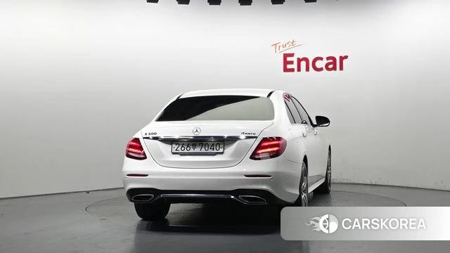 Mercedes-Benz E-Class W213 id 4632630 из Кореи 28