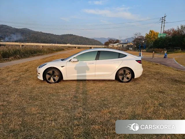 Tesla Model 3 id 3344118 из Кореи 10