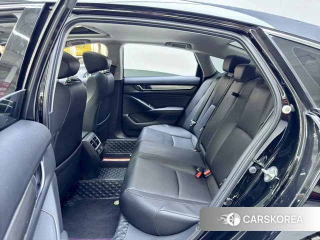 Honda Accord id 4358985 из Китая 8