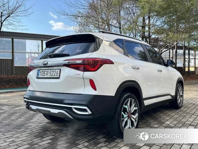 Kia Seltos id 3577690 из Кореи 14