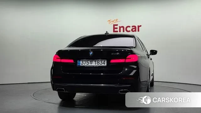 BMW 5 Series (G30) id 3016374 из Кореи 14