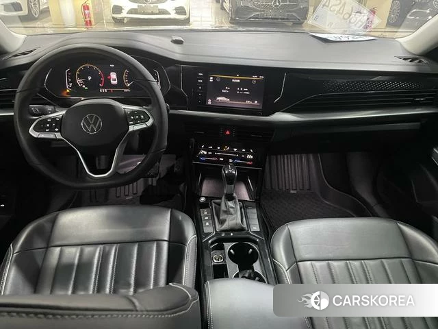 Volkswagen Passat 2022 Серебристо-серый из Китая, фото 4