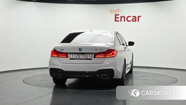 BMW 5 Series (G30) id 3965753 из Кореи 14