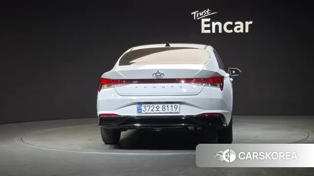 Hyundai Avante (CN7) 2021 Белый из Кореи, фото 4