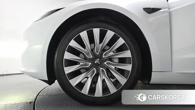 Tesla Model 3 id 4767307 из Кореи 26