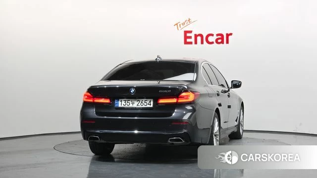 BMW 5 Series (G30) id 3828023 из Кореи 14