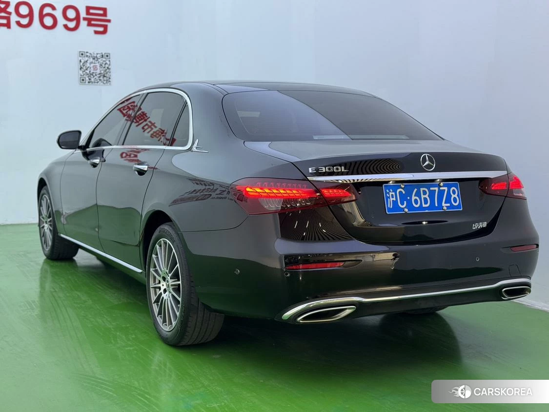 Mercedes-Benz E-class id 4453032 из Китая 31
