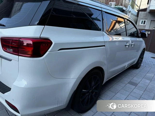 Kia The New Carnival id 4403402 из Кореи 8