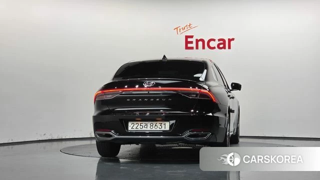 Hyundai The New Grandeur IG id 4793363 из Кореи 30