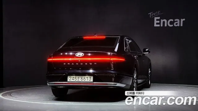 Hyundai Grandeur (GN7) id 2862646 из Кореи 14