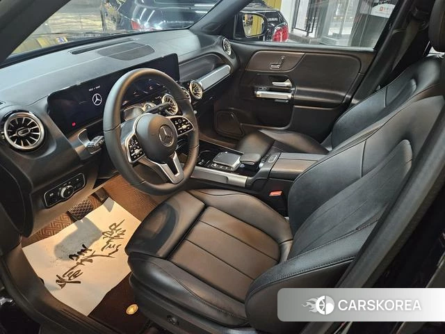 Mercedes-Benz GLB 2023 Черный из Китая, фото 4