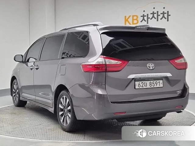 Toyota Sienna id 3429180 из Кореи 13