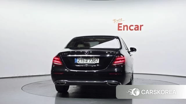 Mercedes-Benz E-Class W213 id 4708934 из Кореи 24