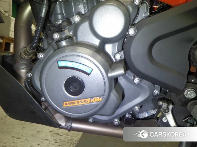 Engine photo