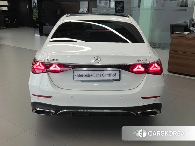 Mercedes-Benz E-Class W214 id 4700660 из Кореи 14
