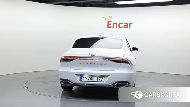 Hyundai The New Grandeur IG id 4202328 из Кореи 24