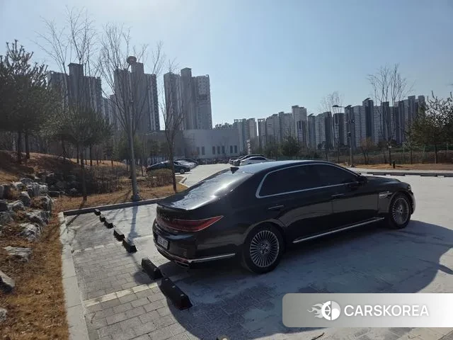 Genesis G90 id 3754386 из Кореи 14