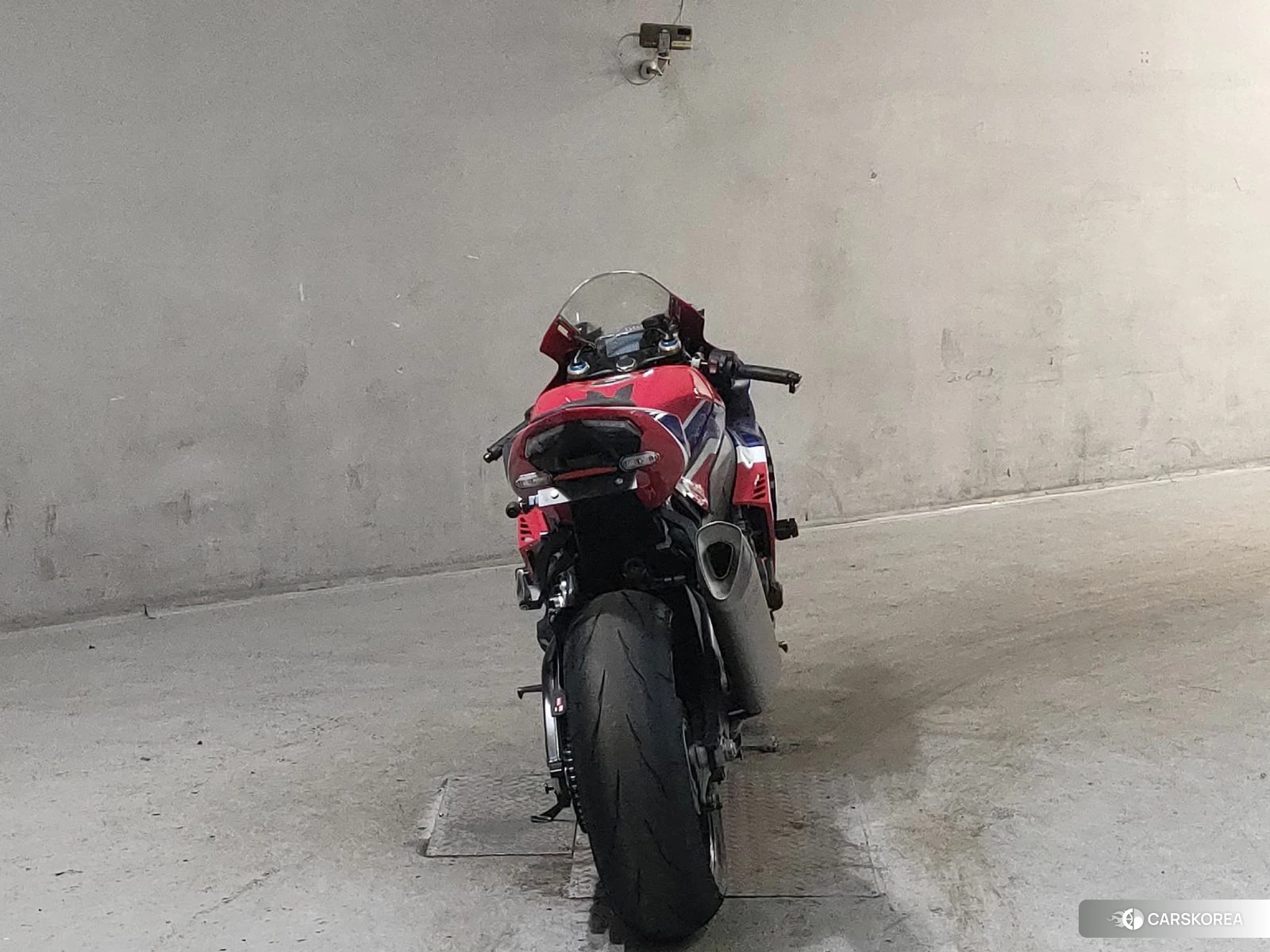 Проданный Honda CBR1000RR-R FIREBLADE SP 2020 из Японии, фото 3