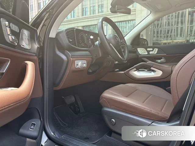 Mercedes-Benz GLE (import) 2023 Черный из Китая, фото 4
