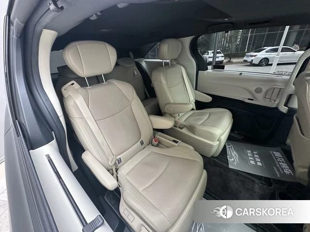 Toyota Saina id 4301760 из Китая 17