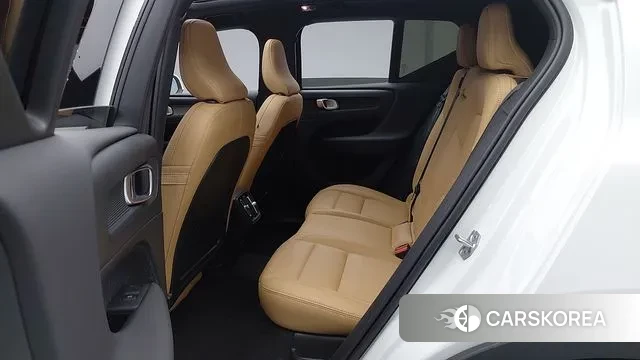 Volvo XC40 id 3509342 из Кореи 14