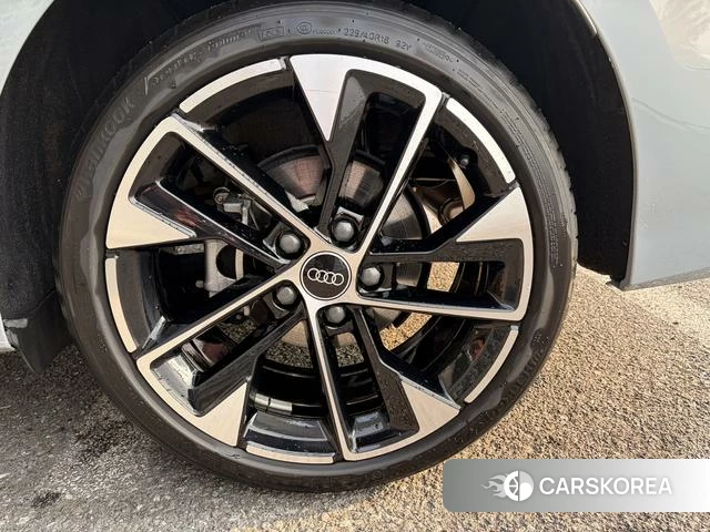 Audi A3 id 4276741 из Китая 11