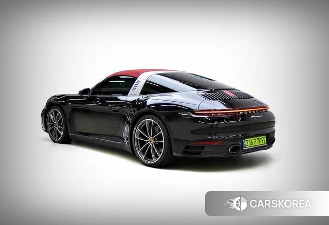 Porsche 911(992) 2024 Черный из Кореи, фото 5
