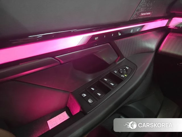 BMW i5 (G60) 2023 Черный из Кореи, фото 6