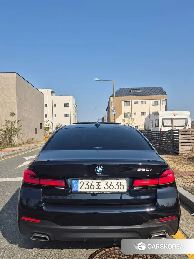 BMW 5 Series (G30) id 3360336 из Кореи 13