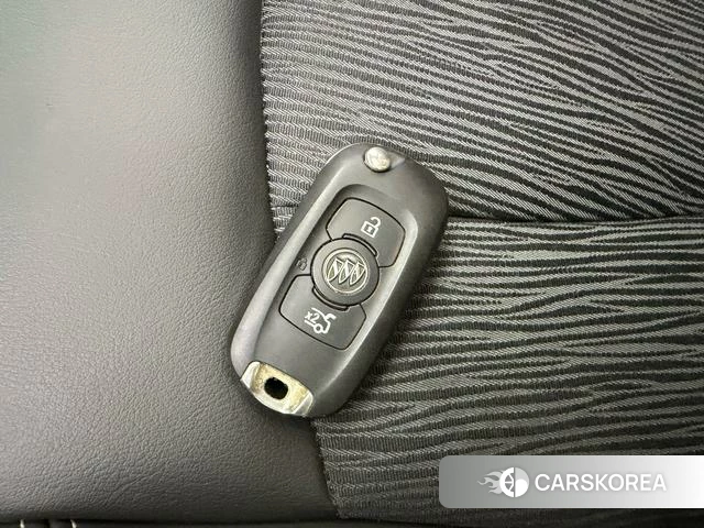Buick Weilang id 4211416 из Китая 14