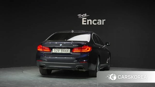 BMW 5 Series (G30) id 4180611 из Кореи 14