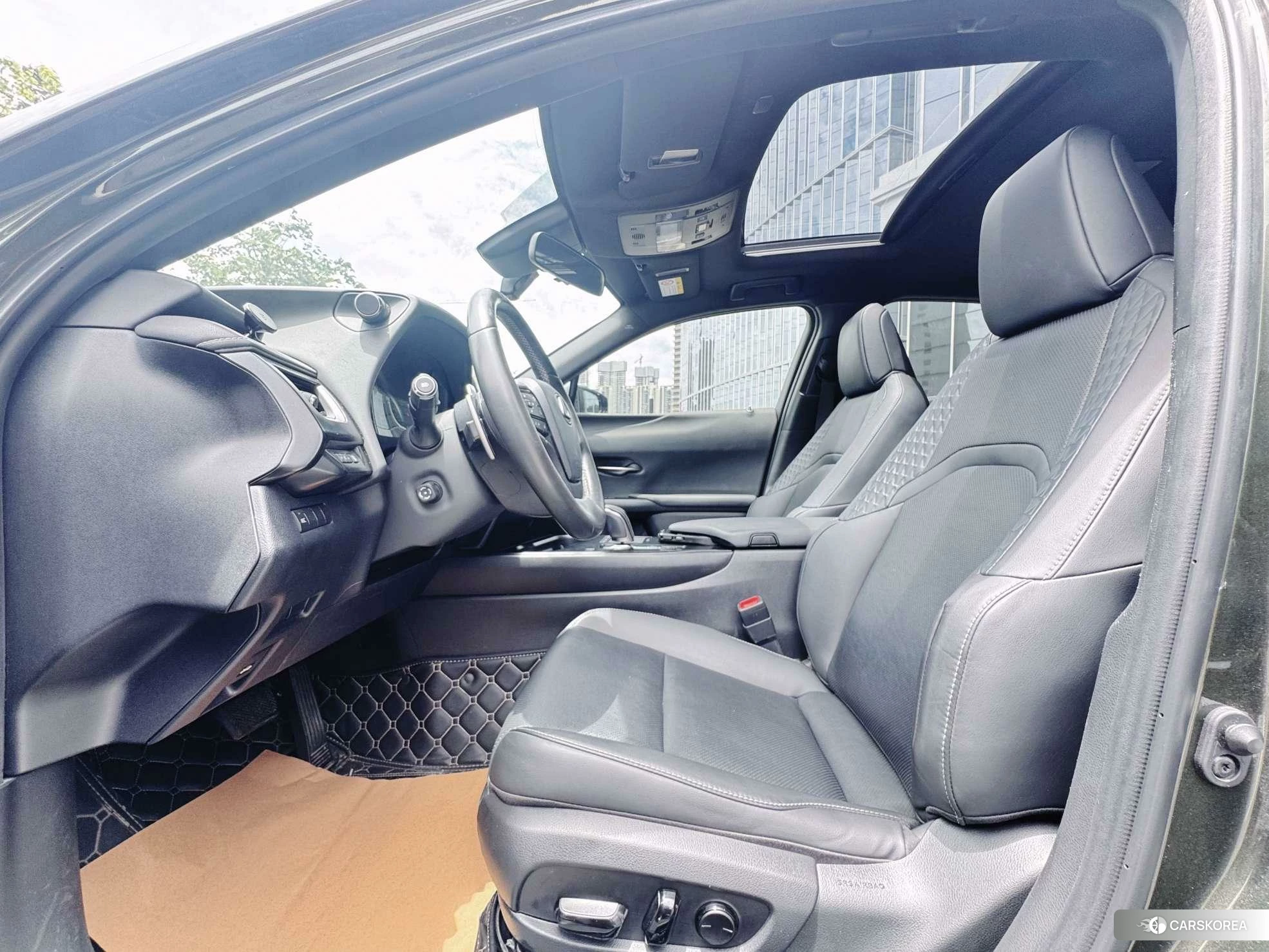 Lexus UX EV id 4468014 из Китая 25