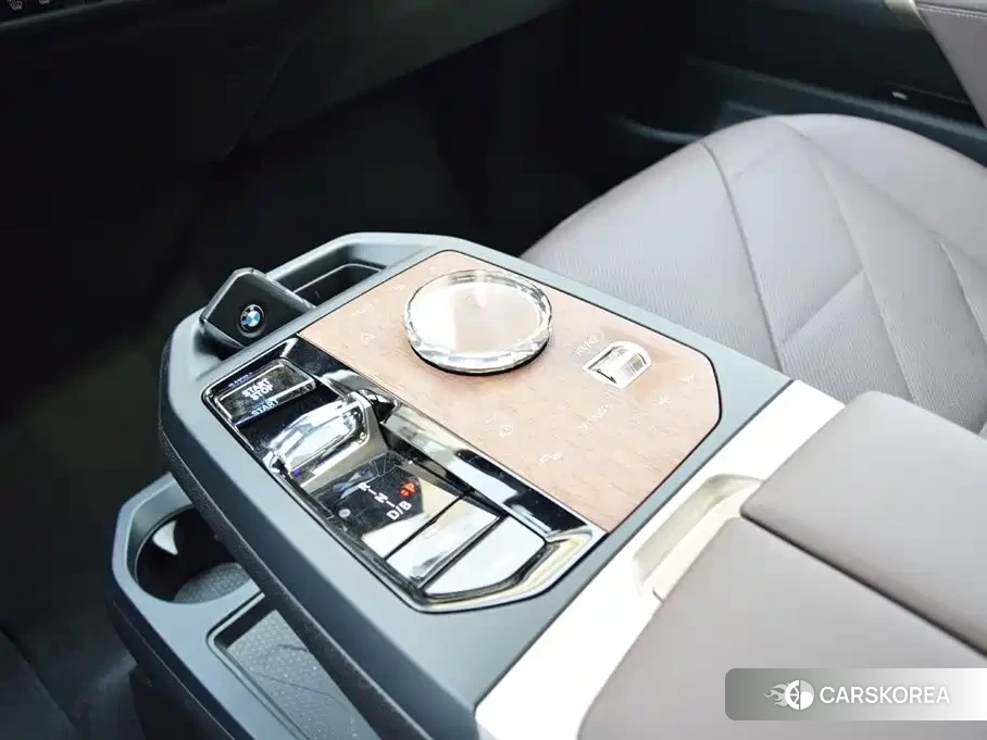 BMW iX id 4576513 из Китая 8