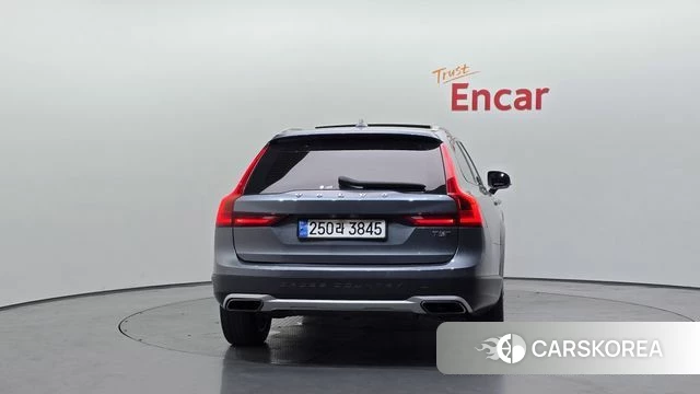Volvo V90 Cross-Country id 4435358 из Кореи 14