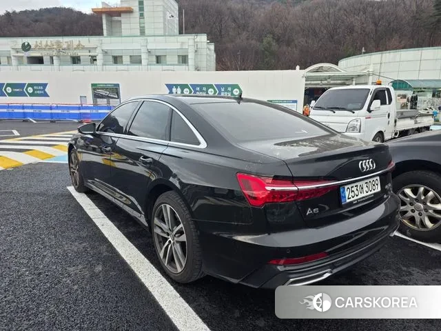 Audi A6 (C8) 2020 Черный из Кореи, фото 4
