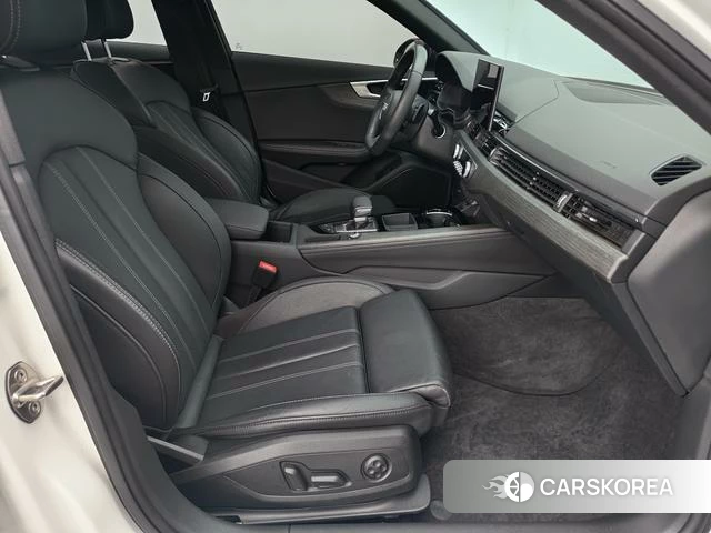 Audi A4L 2023 Белый из Китая, фото 5