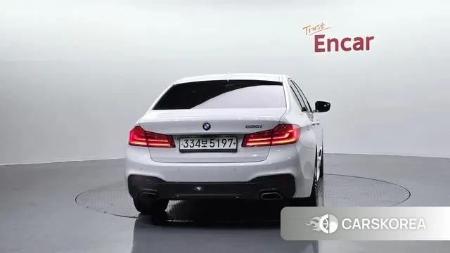 BMW 5 Series (G30) id 3754083 из Кореи 14