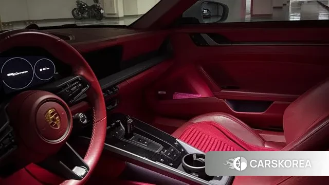 Porsche 911(992) 2020 Белый из Кореи, фото 4