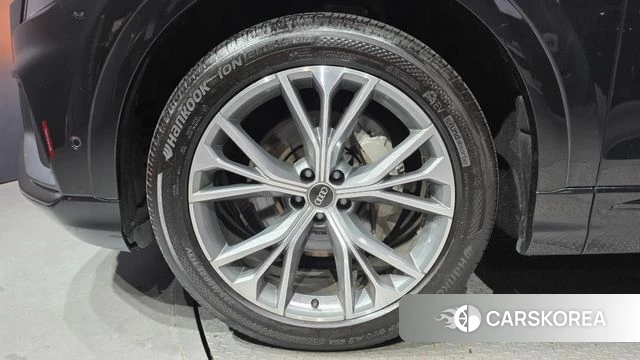 Audi Q8 (4M) id 4481162 из Кореи 28