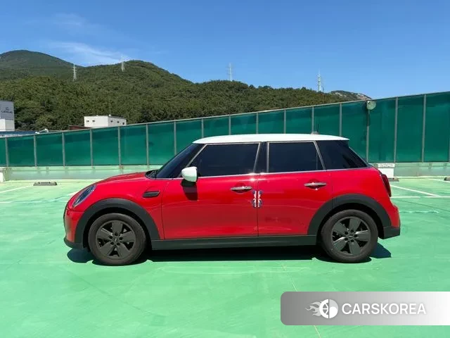 Mini Cooper id 2989284 из Кореи 9