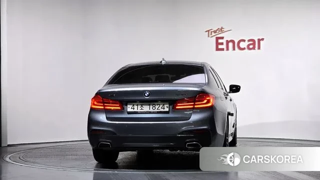 BMW 5 Series (G30) id 3449850 из Кореи 14