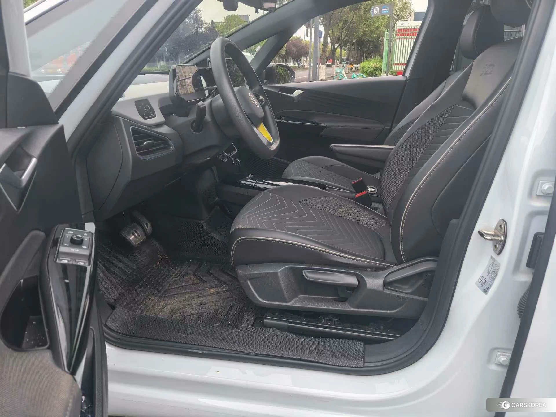 Volkswagen ID.3 2022 Белый из Китая, фото 4
