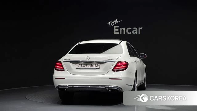 Mercedes-Benz E-Class W213 id 4304570 из Кореи 24