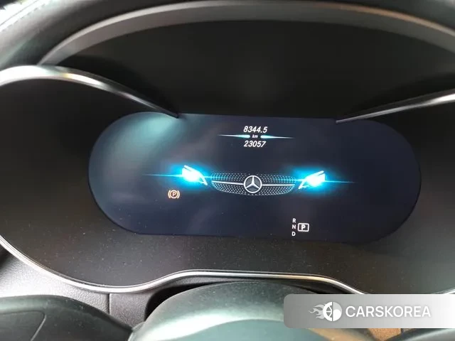 Mercedes-Benz C-Class W205 2023 Белый из Кореи, фото 4