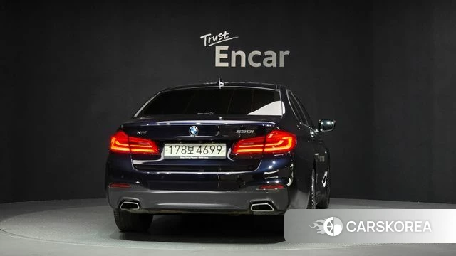 BMW 5 Series (G30) id 3872973 из Кореи 14