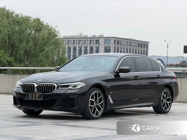 BMW 5 series 2021 Черный из Китая, фото 4